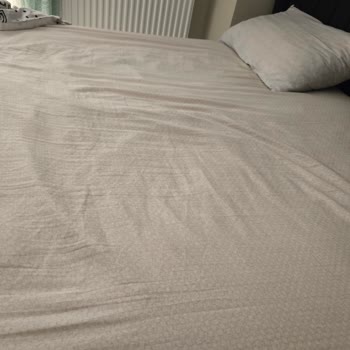 Yatsan Yatakta Çukurlaşma Ve Servis Sorunu