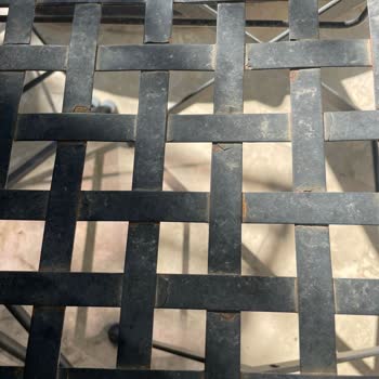 Ferforje Mobilyalarda Paslanma Sorunu Ve Yetersiz Müşteri Hizmetleri