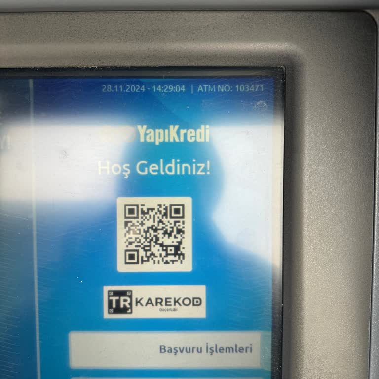 ATM'de Sıkışan Para Ve Geciken Müşteri Hizmetleri Yanıtı
