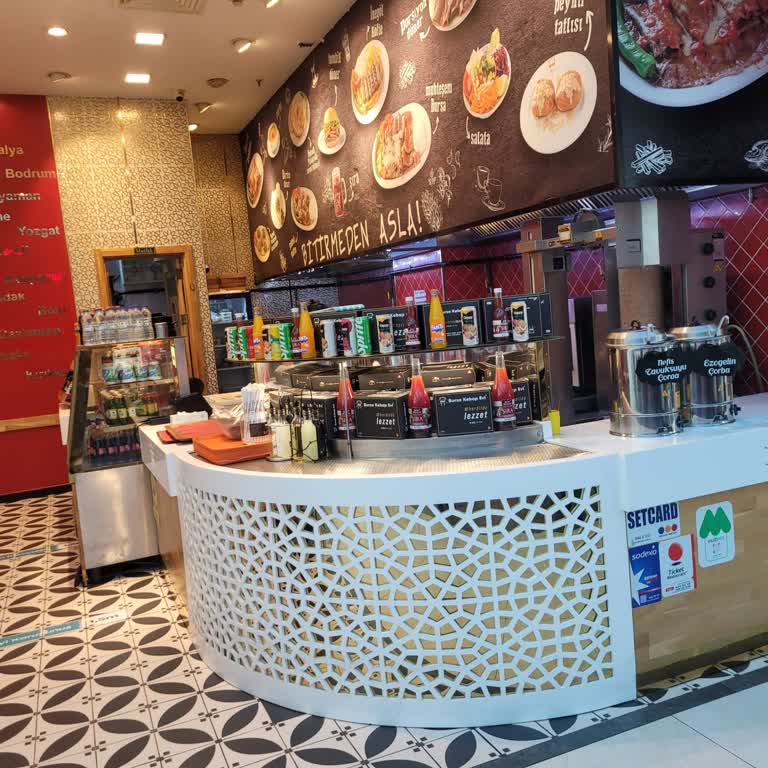 Balıkesir 10 Burda'da Bursa Kebap Evi'nde Hizmet Eksikliği