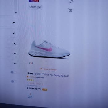 FLO Mağazasında Mevcut Olmayan Ürünlerin Yanıltıcı Reklamı