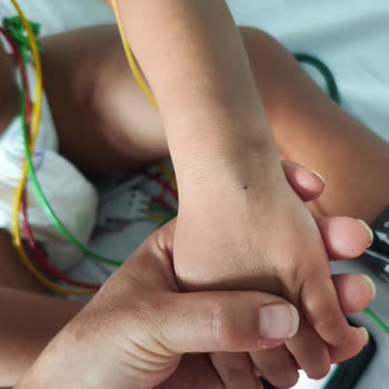 Yoğun Bakımda Yetersiz Hizmet Ve İletişim Sorunları