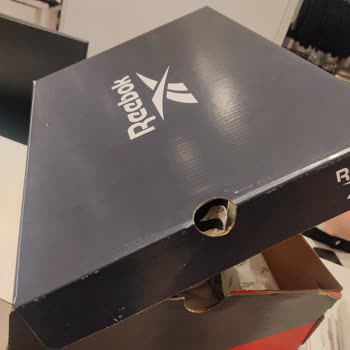 Reebok Ayakkabı İlk Giyişte Yırtıldı, Boyner İade Kabul Etmiyor