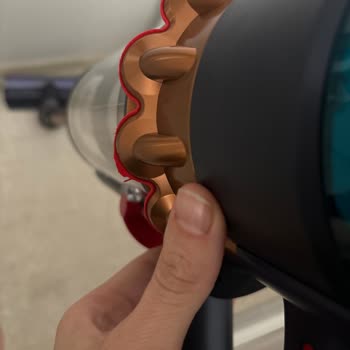 Dyson Süpürge Hayal Kırıklığı: Arızalı Ürün Sorunu