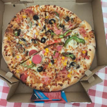 Domino's Şubeleri Arasında Tutarsız Kalite