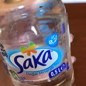 Saka Su Şişesinde Küf Benzeri Madde Şoku