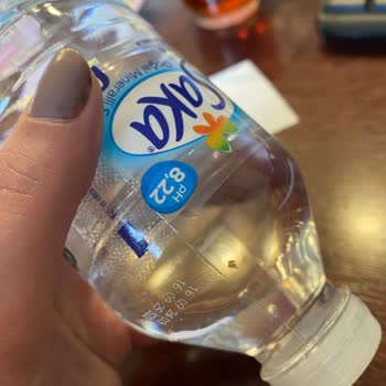 Saka Su Şişesinde Küf Benzeri Madde Şoku