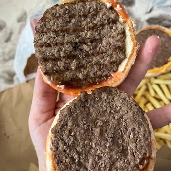 Burger King'den Gelen Yemek Hayal Kırıklığı Yarattı