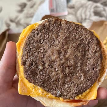 Burger King'den Gelen Yemek Hayal Kırıklığı Yarattı
