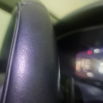 Citroen Refused to Fix Steering Wheel Cracks on My C5 Aircross Under Warranty