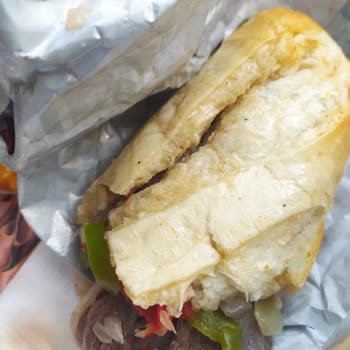 Arby's Antalya Agora AVM'de Hayal Kırıklığı: Çıtır Baget Faciası