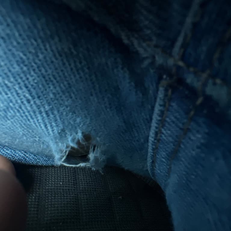 Mavi Kot Pantolonun İlk Yıkamada Yırtılması Sorunu