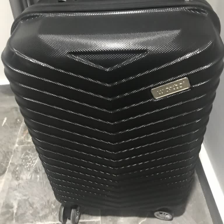 Ajet Havayolları İle Valiz Hasarı Ve Çözüm Sürecindeki Sorunlar