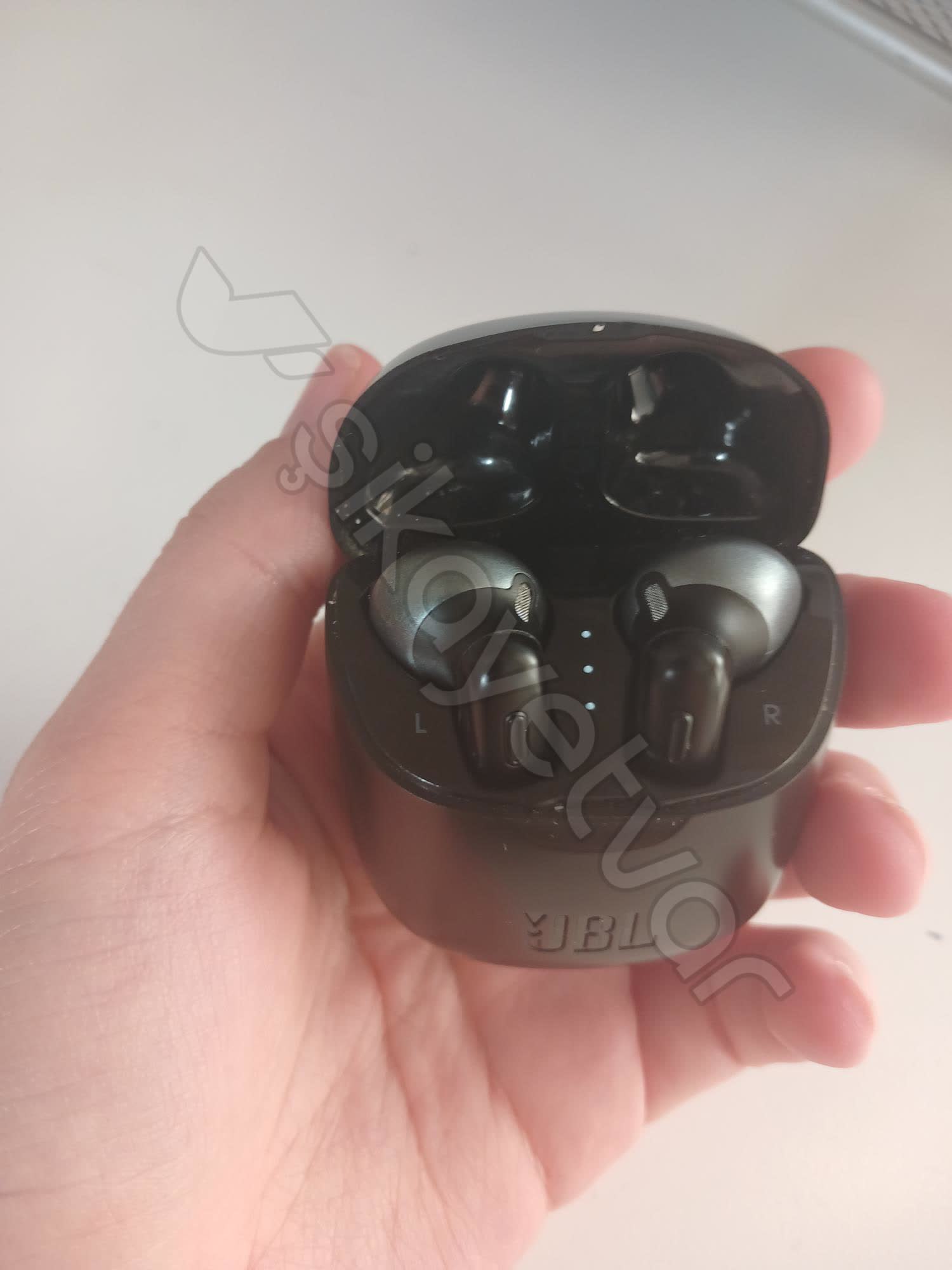 Jbl Tune 225 Tws Verbinden Sich Nicht JBL 225 TWS Kulaklık Şarj Sorunu - Şikayetvar