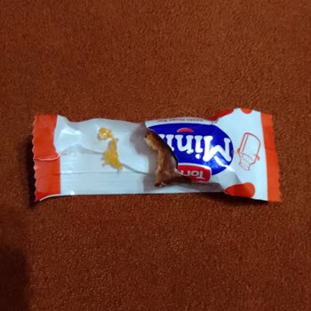 Torku Miniki Çikolata İçinde Yabancı Cisim: Güven Sarsıcı Deneyim