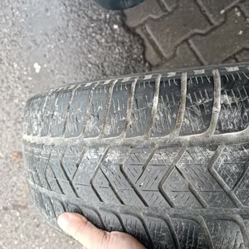 Yanlış Tarihli Ve Hasarlı Lastik Satışı