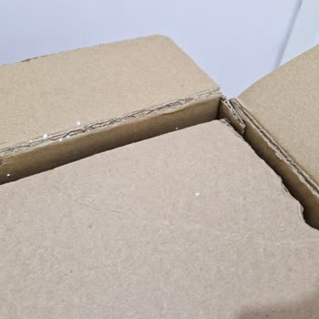 Aldığım TV'nin Kutusu Ve Koruyucu Bezi Hasarlı Çıktı
