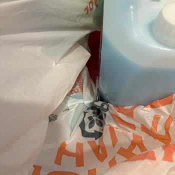 Delik Ürün Ve İlgisiz Müşteri Hizmetleri