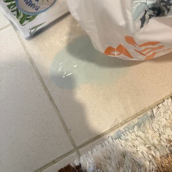 Delik Ürün Ve İlgisiz Müşteri Hizmetleri