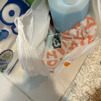 Delik Ürün Ve İlgisiz Müşteri Hizmetleri