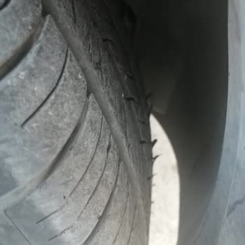 Kumho Yazlık Lastiklerde Ani Deformasyon Sorunu