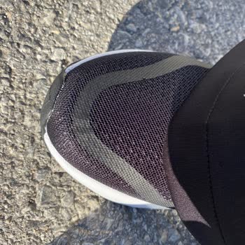 Kusurlu Ayakkabı Ve Yetersiz Müşteri Hizmetleri