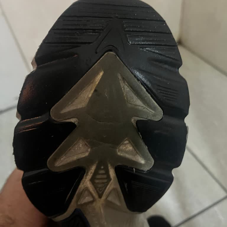 Skechers Ayakkabıda Beklenmedik Sorunlar!