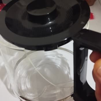 Yeni Aldığım Çay Makinesi Kırıldı