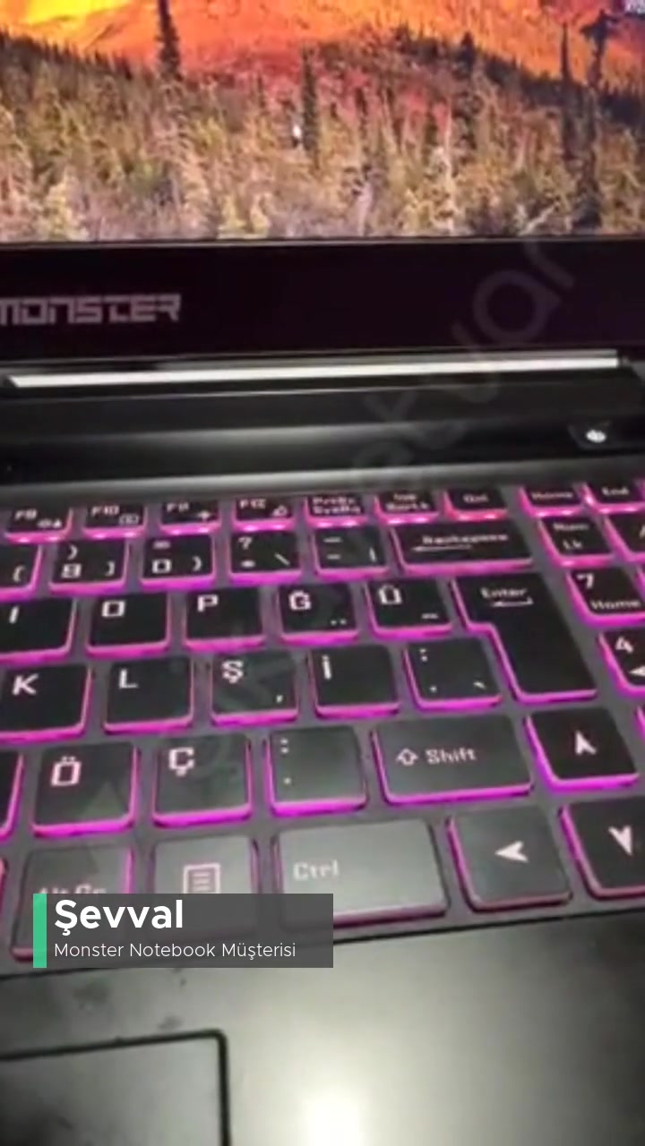 Monster Laptopumdan Aşırı Ses Geliyor Ve Çok Çabuk Isınıyor! videonun kapak resmi