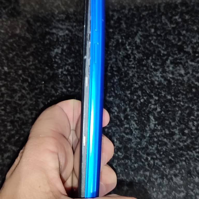 Reeder Telefonun Batarya Sorunu Ve Yetersiz Müşteri Hizmeti