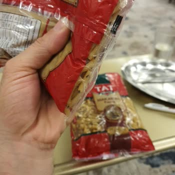 Böcekli Makarna Kabusu: Tat Markası Güven Sarsıyor