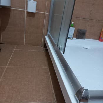 Duşakabin Kabusu: 5000 TL'ye Çöp Oldu
