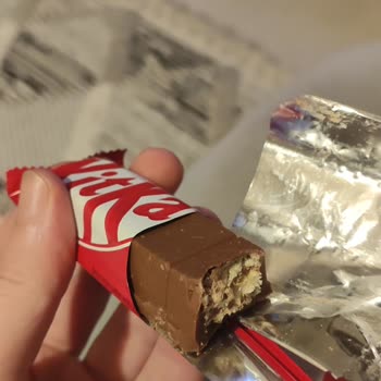 Kitkat Çikolatasında Tarih Karmaşası Ve Bozuk Tat