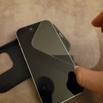 Spigen Türkiye Ekran Koruyucunun Yetersiz Koruma Sorunu