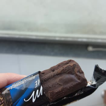 Bozuk Çikolata İle Mahcubiyet Yaşadım