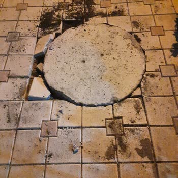 Kanalizasyon Çalışması Sonrası Parke Taşları Tahribatı