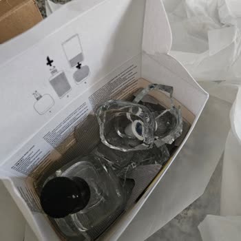 Paramparça Parfümler Ve Zara'nın Çözüm Eksikliği