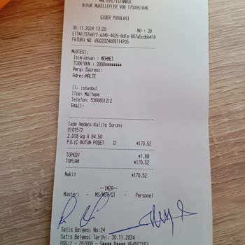 BİM'de Bozuk Ürün Ve Saygısız Müdür Deneyimi