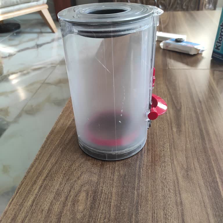 Dyson V15'in Buğulanan Haznesi Ve Hayal Kırıklığı
