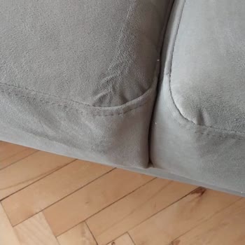 Kusurlu Koltuk Takımı Ve İlgisiz Müşteri Hizmetleri