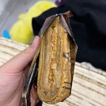 Karamelli Browninin Görünümü Güven Vermiyor