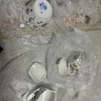 Kargom Kapıya Bırakıldı Ürünler Paramparça Geldi