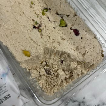 Antepfıstıklı Helvada Taş Şoku Diş Sağlığı Tehlikede