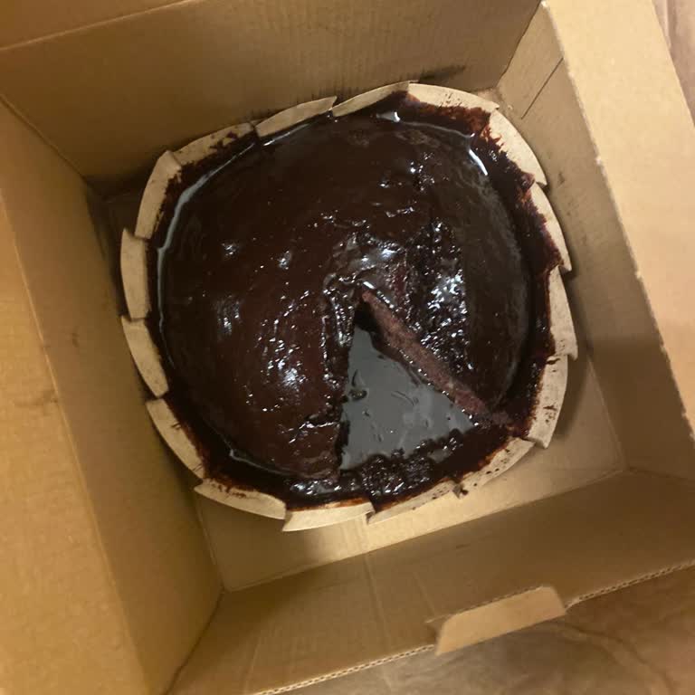 Yanlış Kek Teslimatı Ve Çözüm Eksikliği