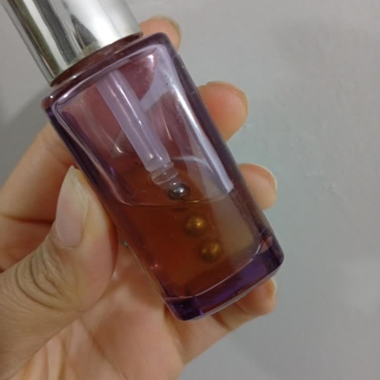 Renk Değişimi Sorunu: L'Oreal Paris Göz Altı Serumu