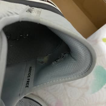 Skechers Ayakkabılarda İç Astar Sorunu Ve Garanti Mağduriyeti