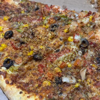 Eksik Malzemeli Pizza Ve Yetersiz Müşteri Hizmeti