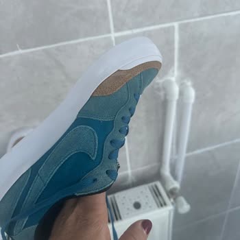 Nike Ayakkabıda Süet Ağarması Sorunu
