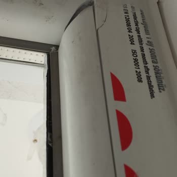 Erpen İçeriye Rüzgar Esiyor