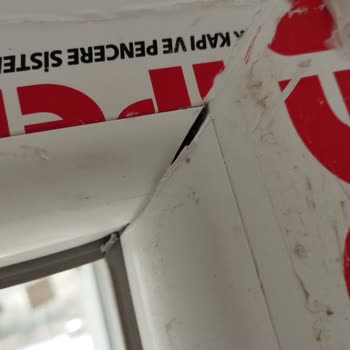 Erpen İçeriye Rüzgar Esiyor